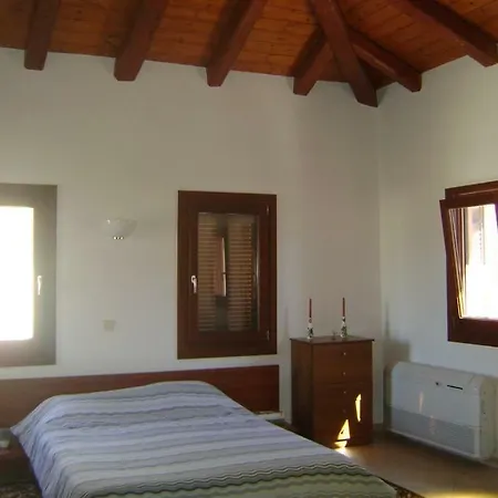 Villa Kranidi Vila *