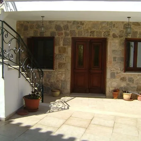 Villa Villa Kranidi *